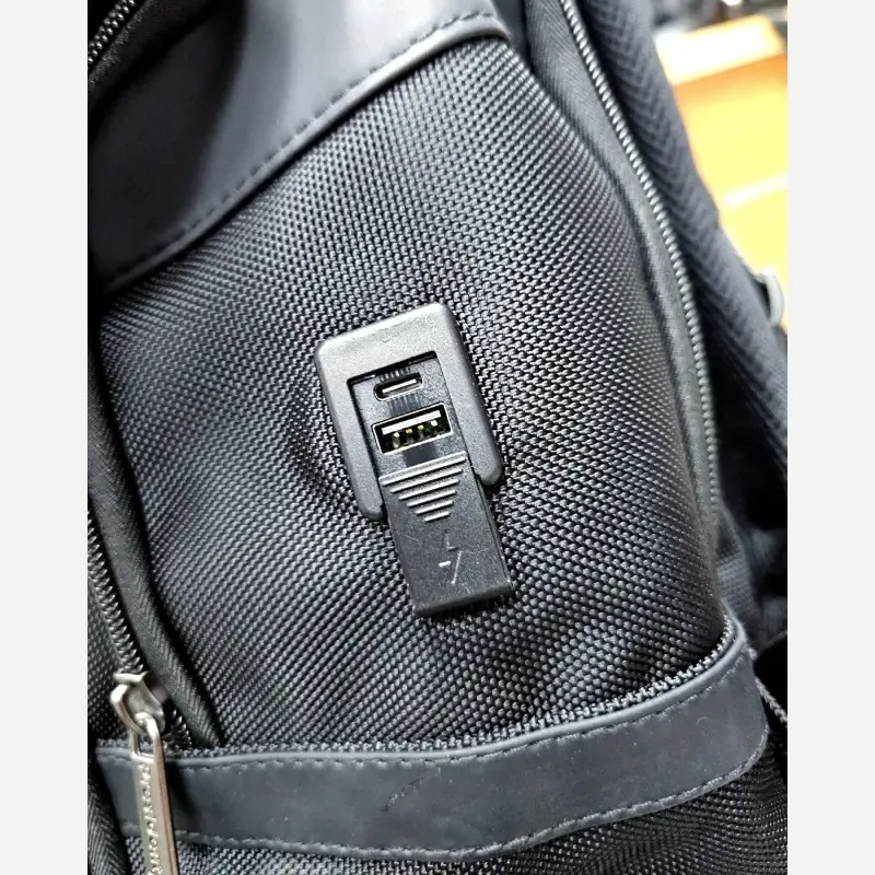 کوله پشتی وارداتی پرزیدنت ضد آب لپ تاپ پورت USB و تایپ C - تصویر 15