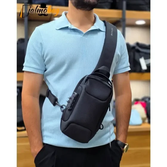 بادی بگ مردانه بنج ضد آب با قفل رمزدار رنگ مشکی و طوسی و سبز و سورمهای