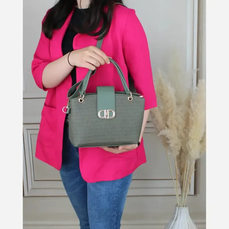 کیف زنانه روزمره چرم مصنوعی ابعاد 29 در 10 در 19 سانتیمتر - تصویر 8