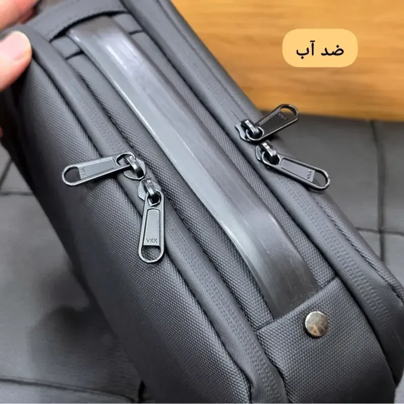 کیف دستی ضد آب بنج جنس اسکین سیلیکون مدل دو خانه جیبی - تصویر 6
